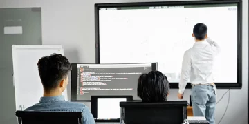 Los mejores másteres en ciberseguridad de España: tres programas de referencia para perfiles distintos