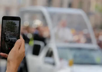 La visita del Papa a España: el gran evento religioso que también pone a prueba la ciberseguridad del país