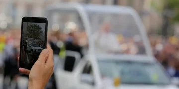 La visita del Papa a España: el gran evento religioso que también pone a prueba la ciberseguridad del país